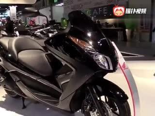 国产超跑技巧视频,揭秘超跑驾驭技巧与风采